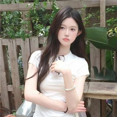 绿草如阴